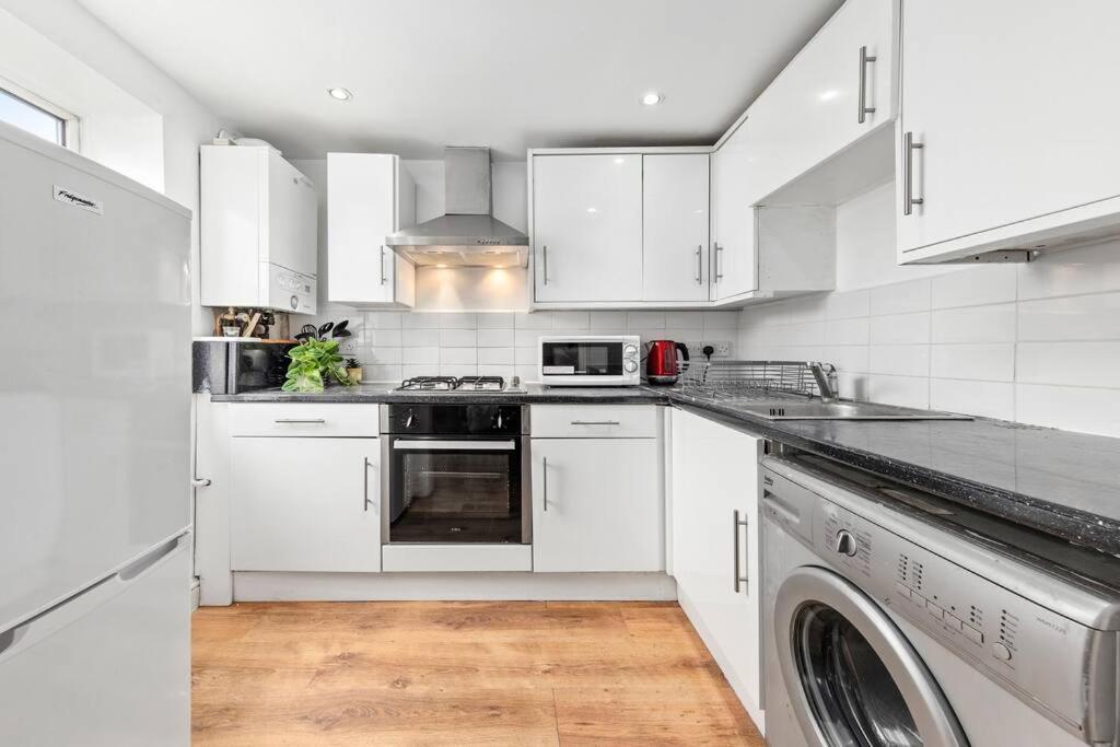 1Br Modern Flat On Edgware Rd Ed3 Lägenhet London Exteriör bild
